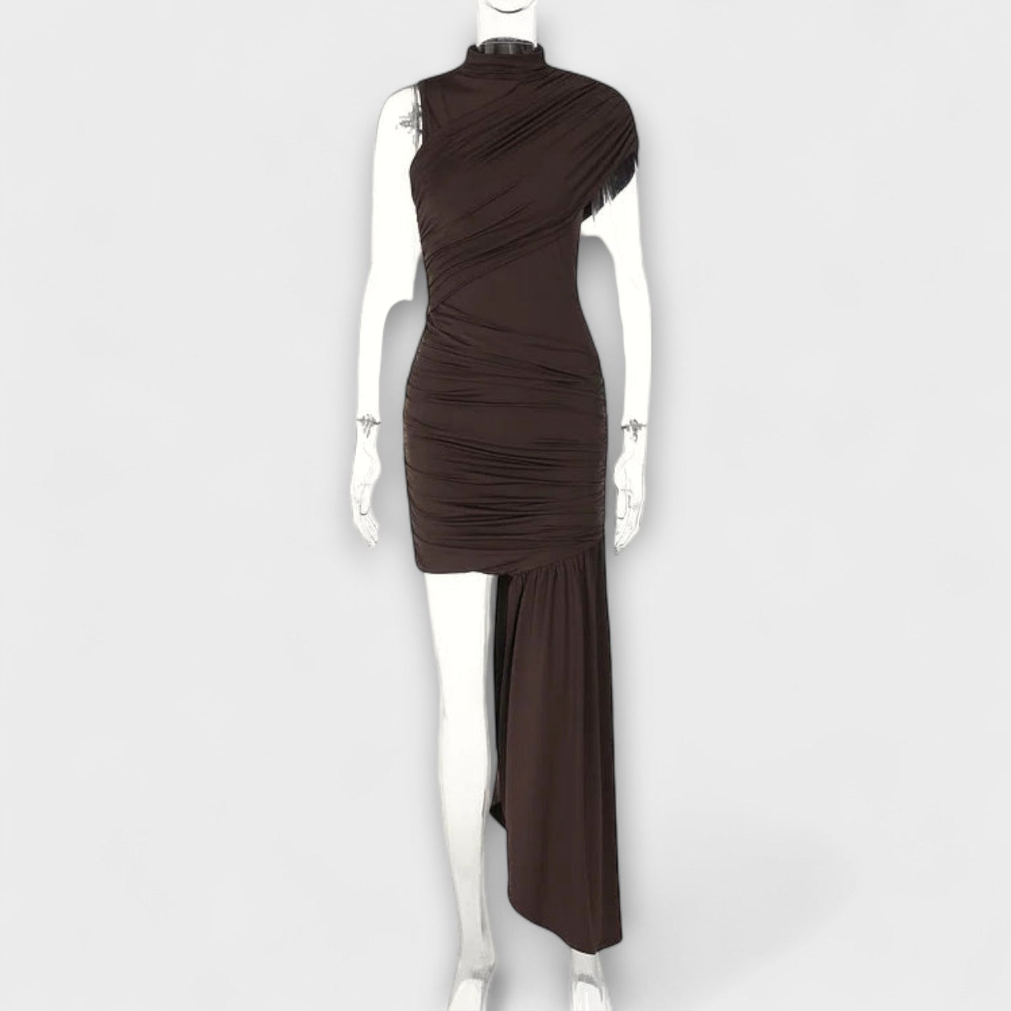 Lila - Stylish, slim-fit dress with a round neckline and pleats
