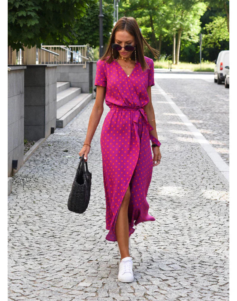 Vlasta - Elegant V-neck dress with a figure-hugging cut