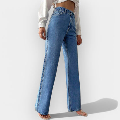 High-waisted jeans
