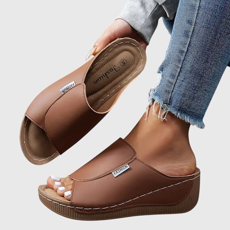 ESTHER | STYLOVÉ ORTOPEDICKÉ SANDÁLY