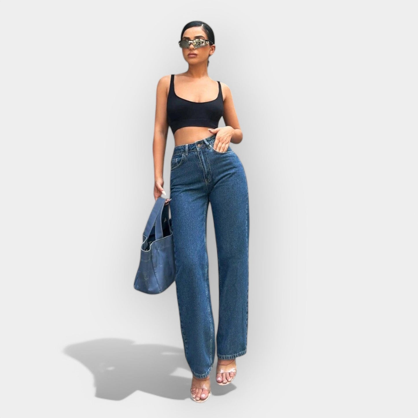 High-waisted jeans