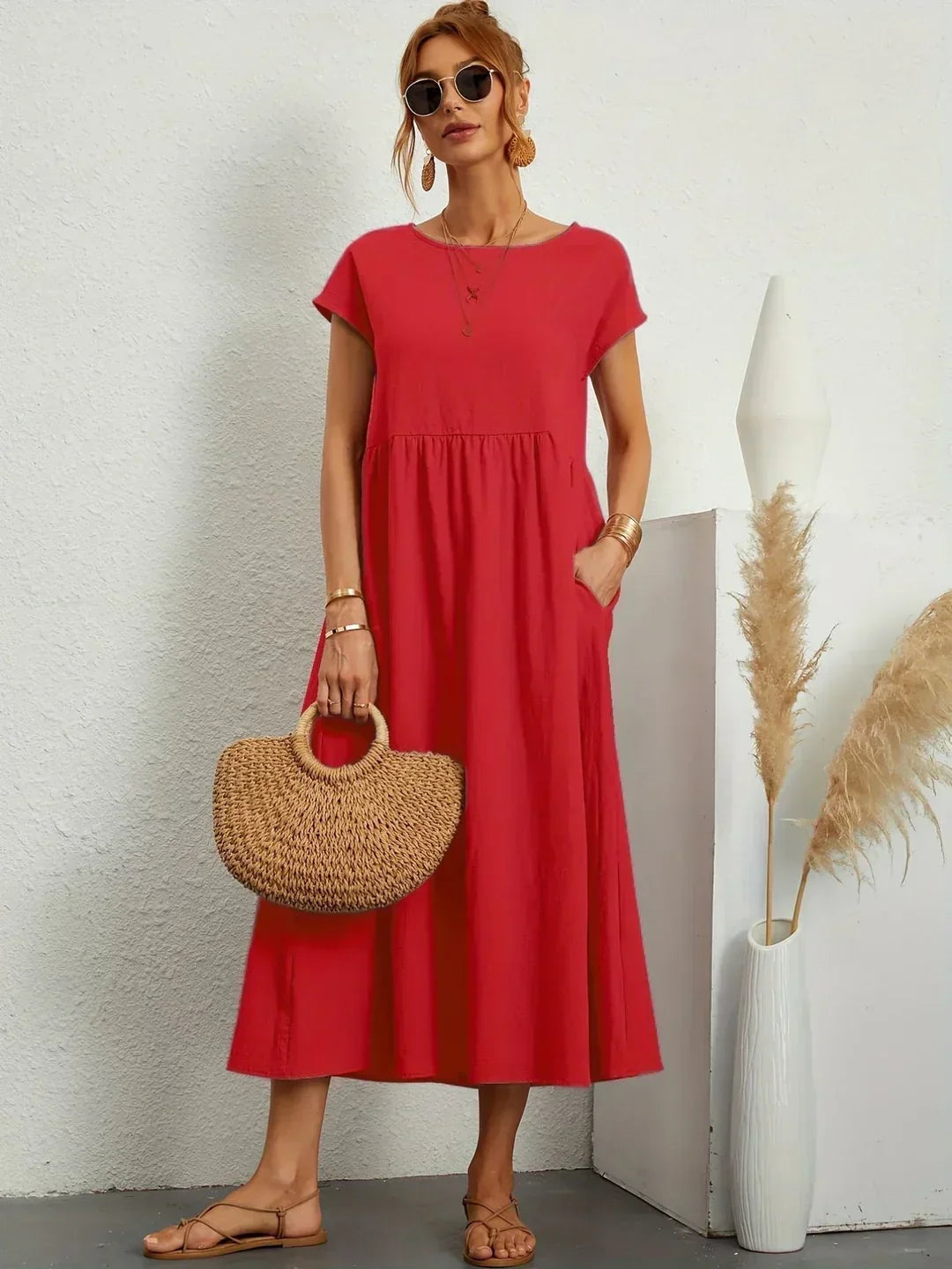 Gabrielle | Elegantní midi šaty s nadčasovým designem