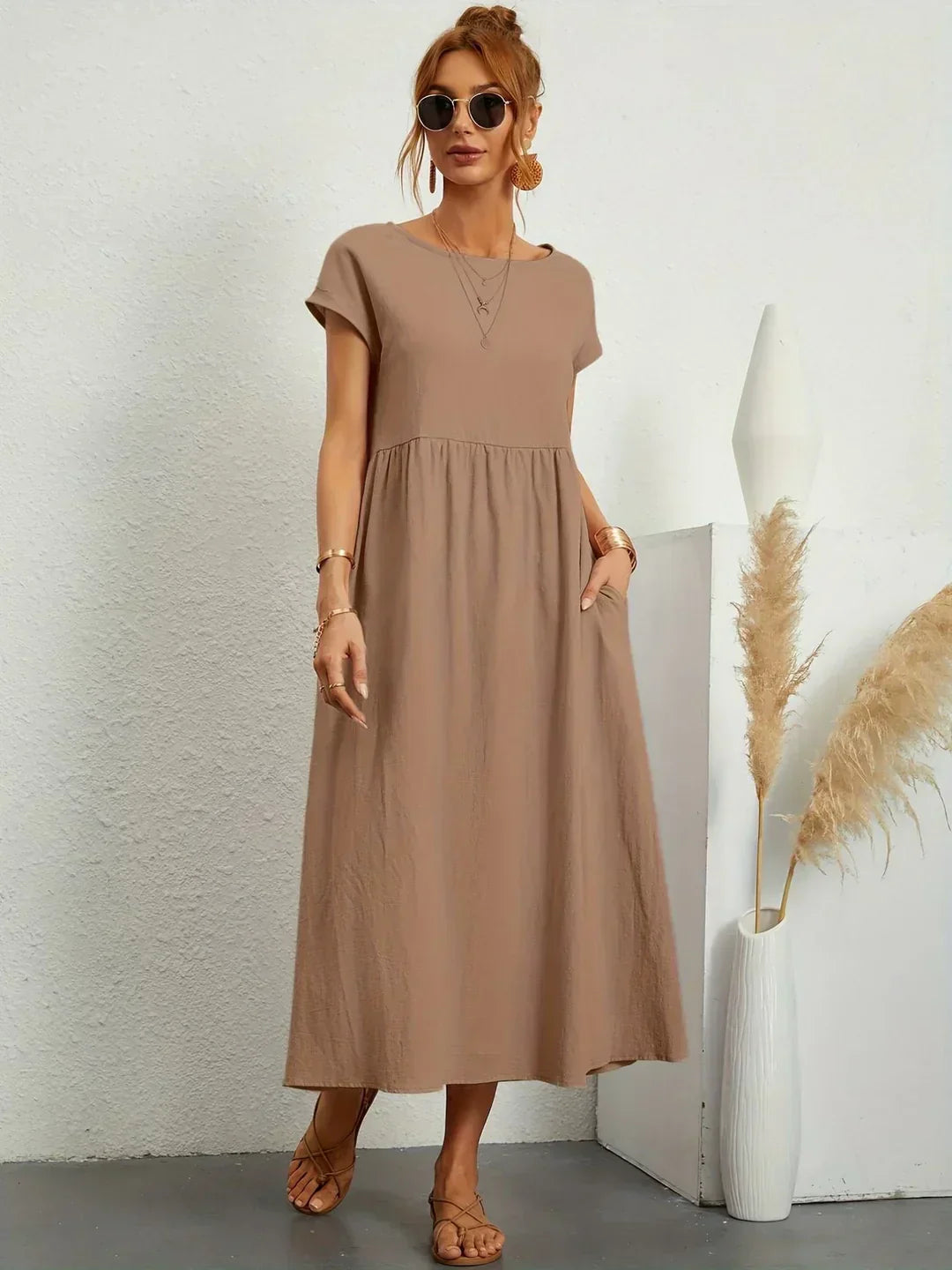 Gabrielle | Elegantní midi šaty s nadčasovým designem