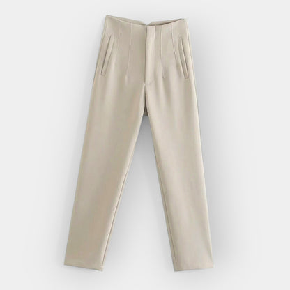 Elegant trousers for everyday wear