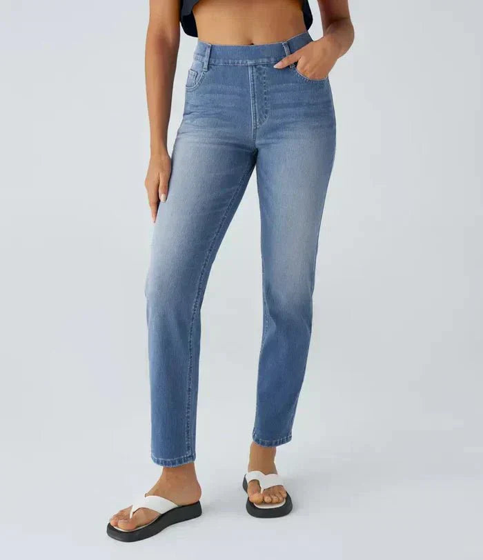 Karolína Elegant Elastic High-Waisted Comfortable Jeans