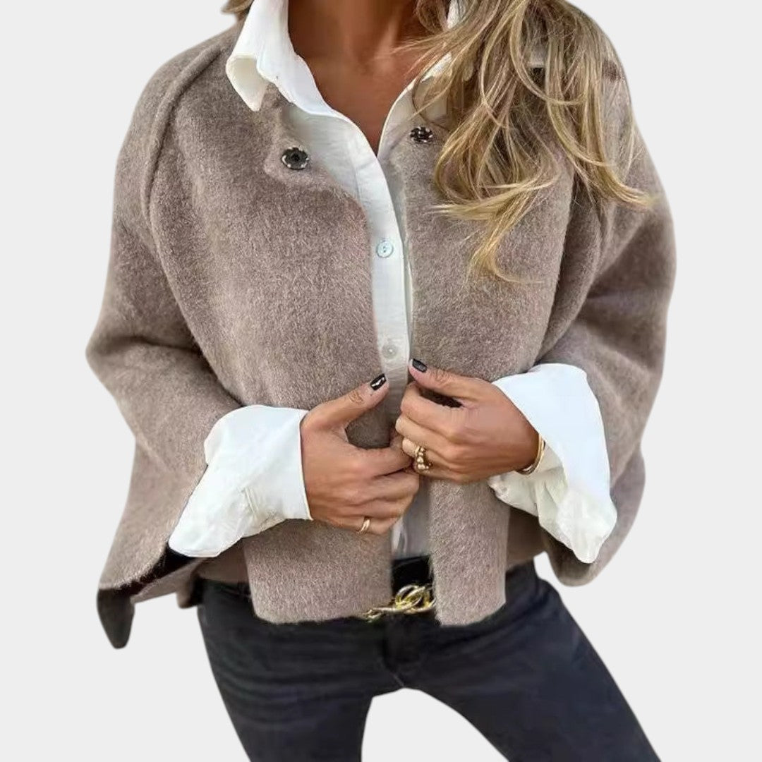 Lenka - Short loose cardigan with batwing sleeves